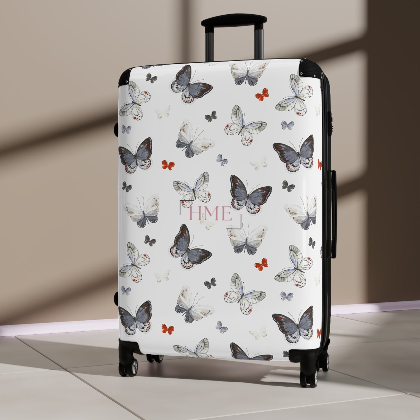 Butterfly Print Hard Shell Suitcase for Travelers