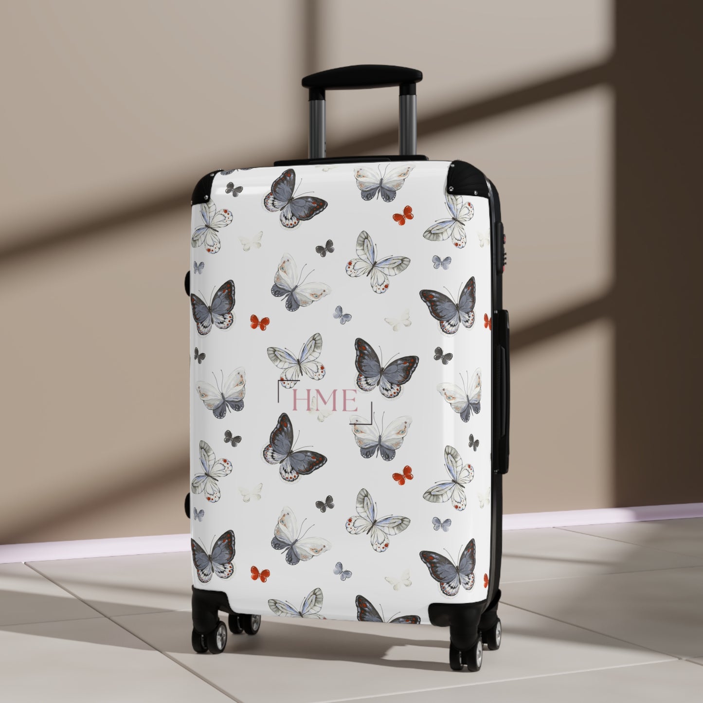 Butterfly Print Hard Shell Suitcase for Travelers
